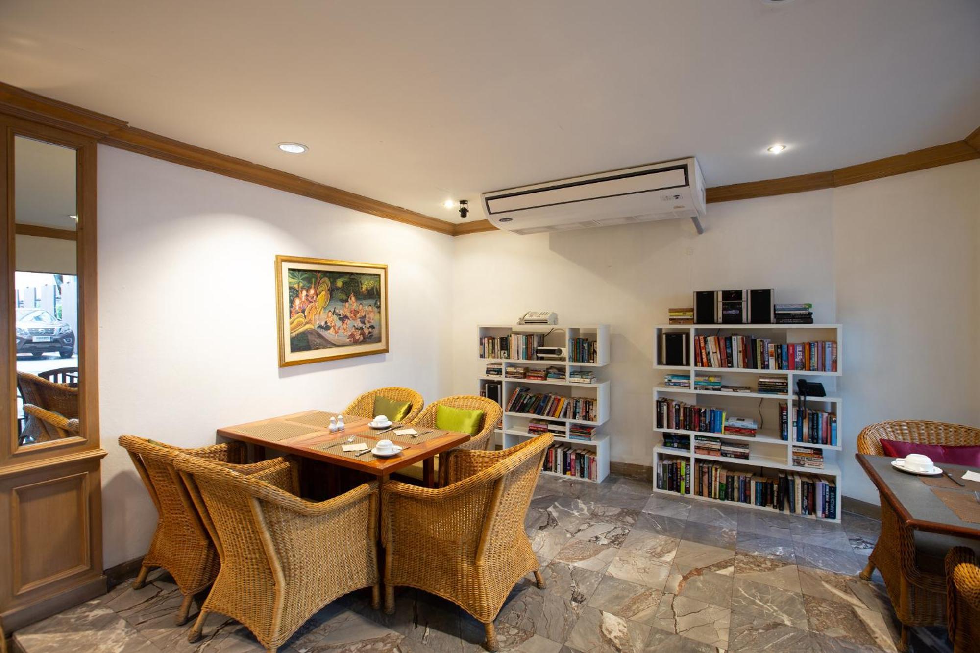 The Tarntawan Hotel Surawong Bangkok Eksteriør billede