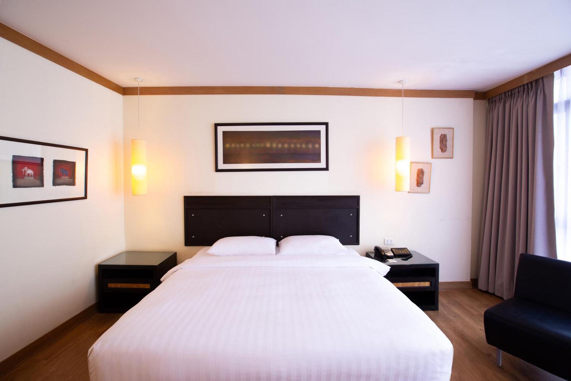 The Tarntawan Hotel Surawong Bangkok Eksteriør billede