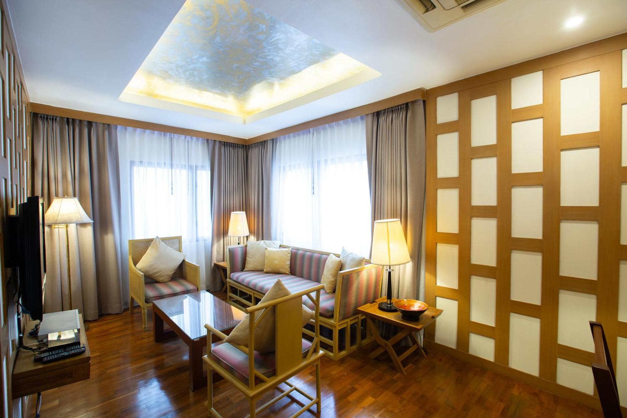 The Tarntawan Hotel Surawong Bangkok Eksteriør billede