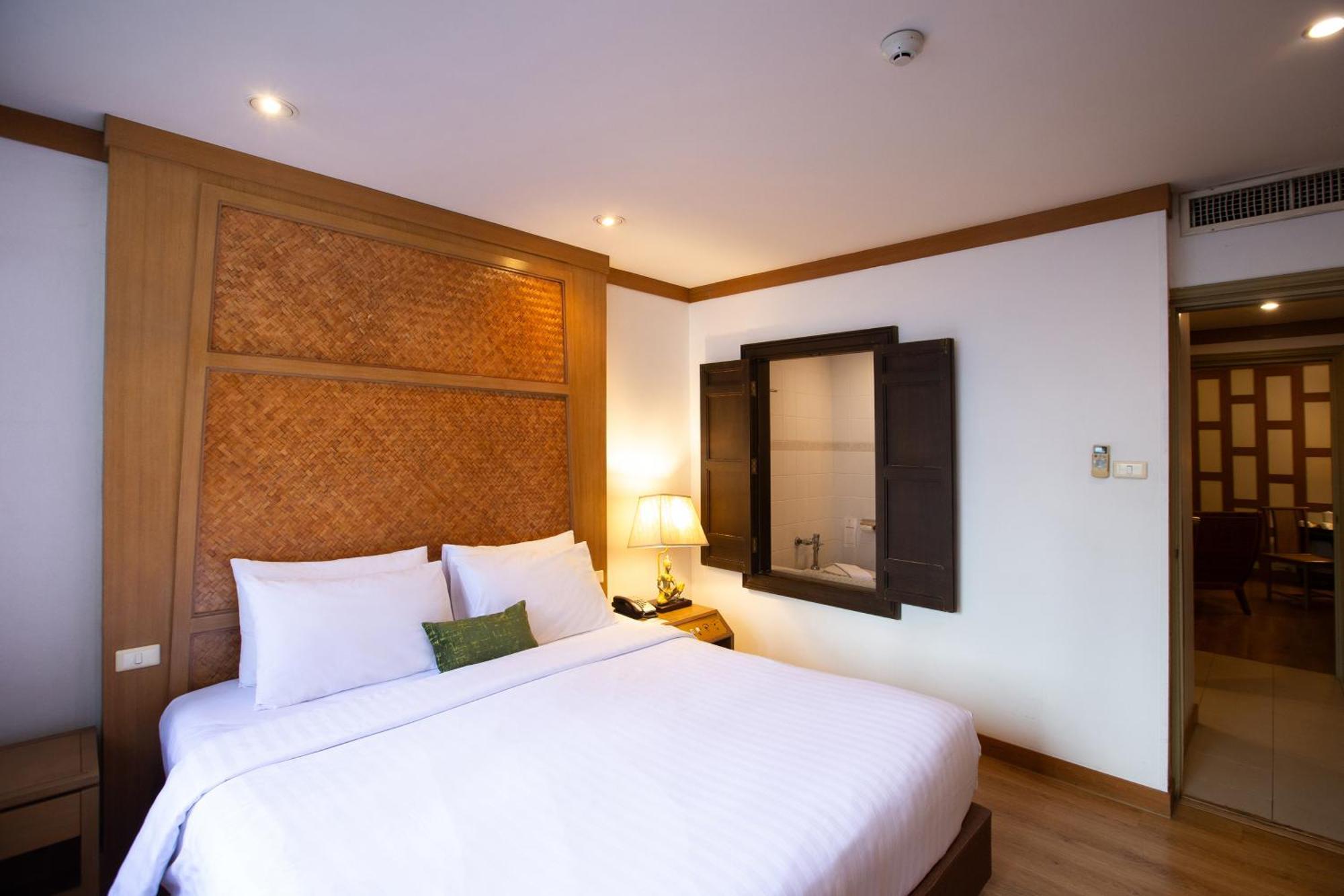 The Tarntawan Hotel Surawong Bangkok Eksteriør billede
